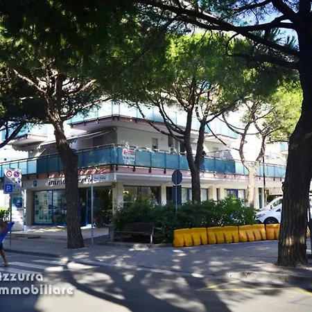 Lara A16 Apartment *