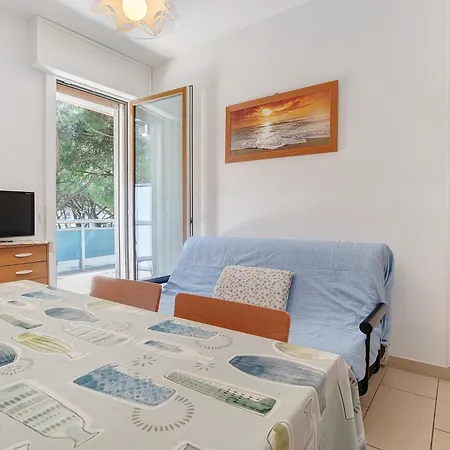 Lara A16 Apartment *