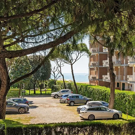 Appartement Lara A16 *